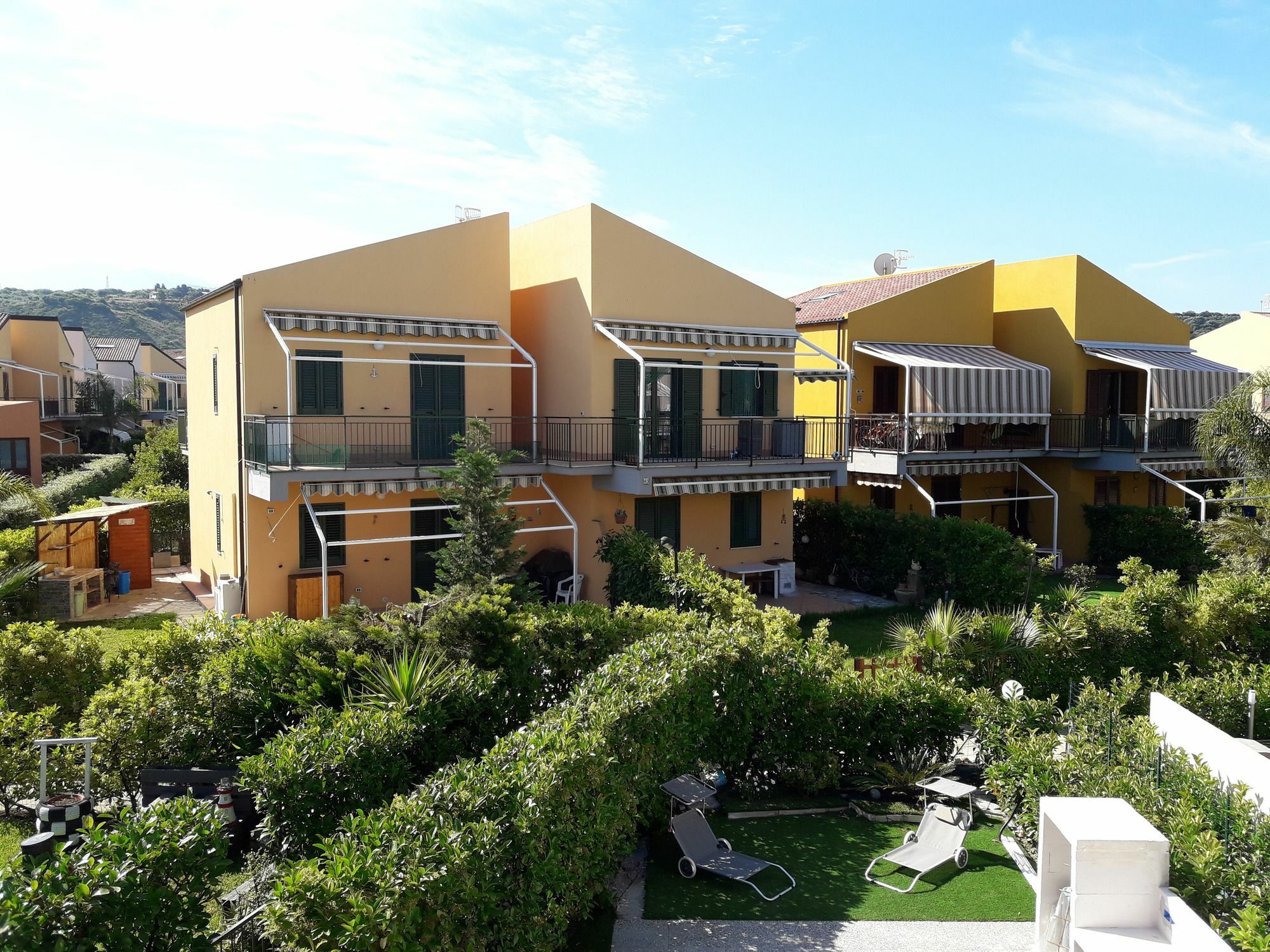 Villa Scenique Campofelice Di Roccella Exterior photo